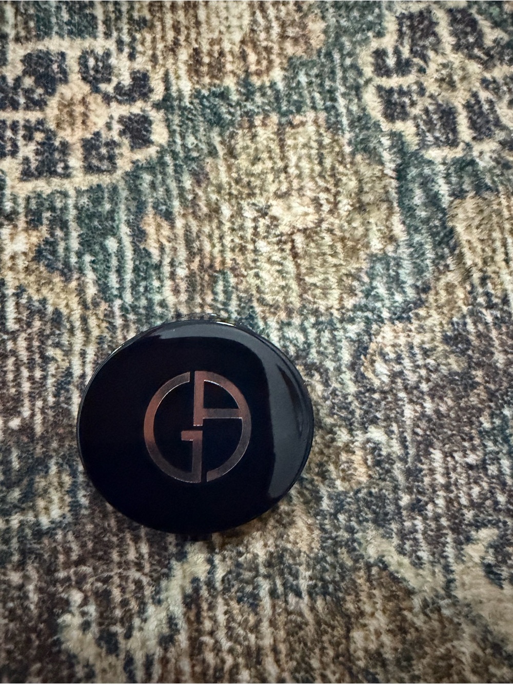 Giorgio Armani  Luminous Silk Glow Blush ..30